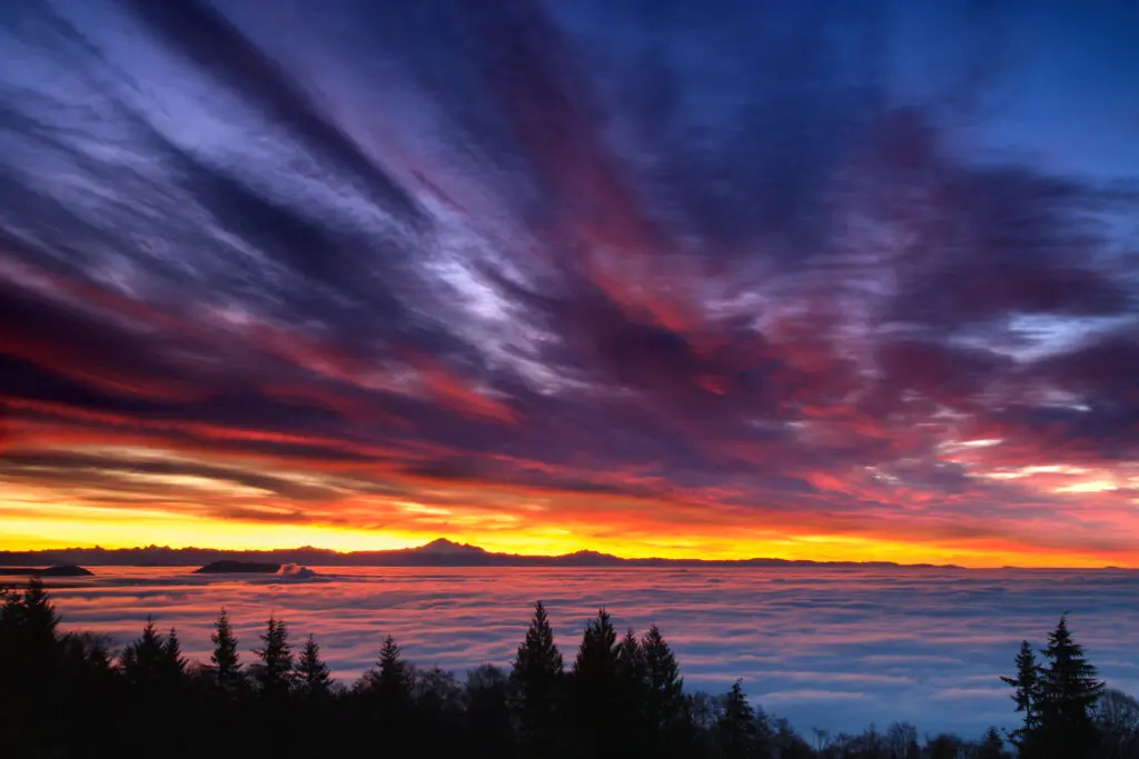 Sunrise over Vancouver Taken from Cypress Mountain lookout by Bruce Irschick, on Flickr